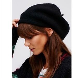 Free People Bisos Slouchy Beret
